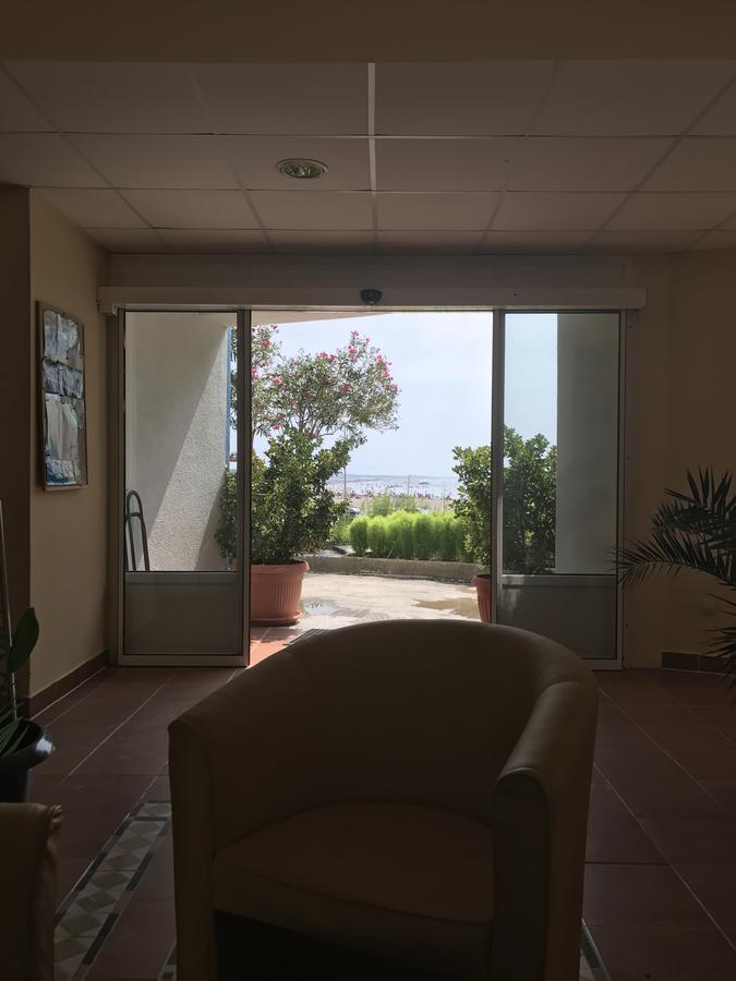 Hotel La Rosa Negra Улцинь Экстерьер фото